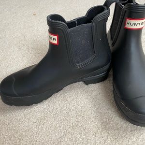 Matte Black Short Hunter Rain boots Size 7